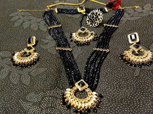 Black Necklace Set 🖤