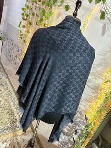 Authentic Gucci Soft Scarf Unisex Square 😍