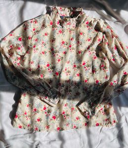 Floral Off white Top