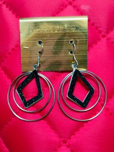 Stainless Steel Earrings With Sparkley Black Shine