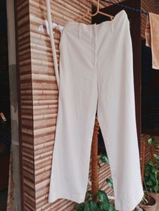 Beautiful White Flared Pant💞