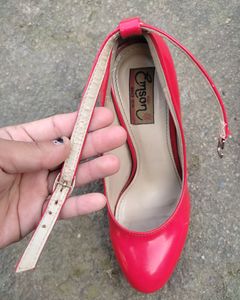 Red Heel