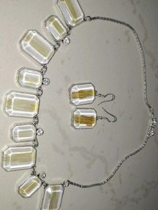 Elegant Silver-Tone Necklace &amp; Earring Set