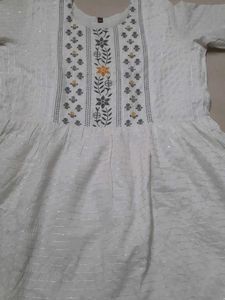 White Embroidered Kurta New