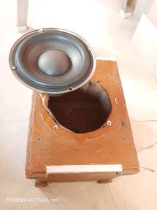 Logitech 6inch  Subwoofer &amp; With Box Pure Plyw