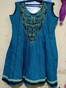 Short Sleeveless Kurti