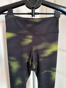 H&amp;M Digital Printed Leggings