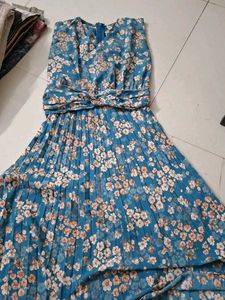 Floral Print Pleated Midi Dress