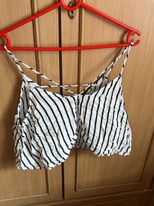 Tally WeiJL Crop Top