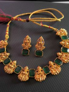 Lakshmi Green Stone Necklace Set