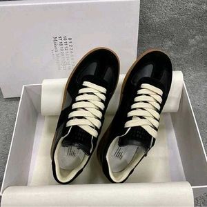 maison Stylish Black Sneakers