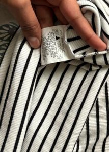 🌼Affordable!!!! Black-White Trends Crop Top