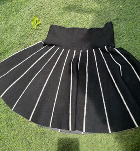 Gothic black pleated skirt, size Small-medium