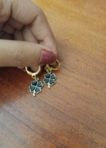 Combo Offer Of Black Tee And Cute Earrings