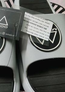MTINDO Black &amp; White Slides