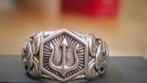 Statement Oxidised Silver Ring | Adjustable