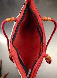 Hand Bag [Purse]