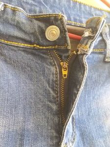 Jeans  Waist - 26  Length - 36 Beautiful Jean