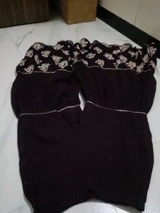 Elegant Embroidered Kurta