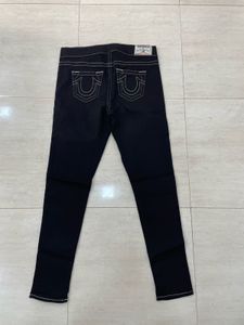 ⚡️SALE ALERT! 🖤 True Religion Jeggings!