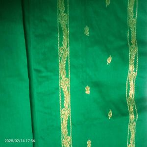 Bottle Green Cotton Silk Saree With Blouse
