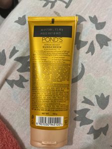Ponds Serum Boost Sunscreen ( Just Arrived Yesterday To Me/ Not Used At All )