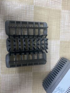 HAIR DRYER WITH ATTACHMENTS