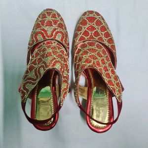 Red Embellished Flats Best for Brides 😍✨️