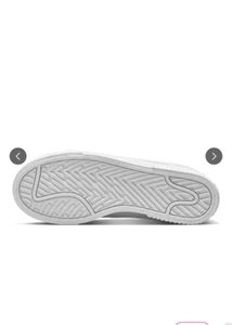 Nike Women Court Legacy Sneakers