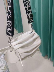 Fancy Pillow Bag 💋