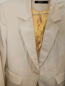 Elegant Beige Blazer