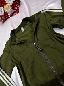 Sporty Olive Green Cropped Jacket