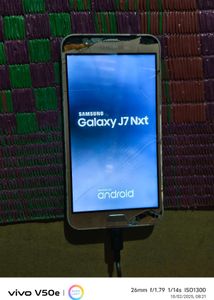 Samsung J7