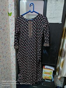 Black Pure Cotton Floral Kurta
