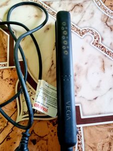 VEGA PROFESSIONAL HAIR STRAIGHTNER