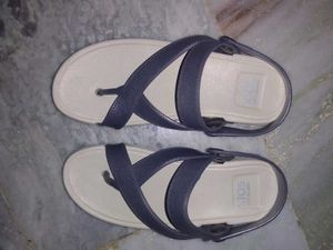 weightless sandals