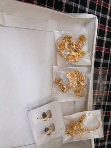 Vintage Gold Tone Earring Lot