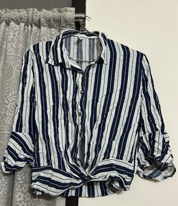 Striped Tie-Front Crop Shirt
