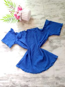 Emery Rose Branded Top .