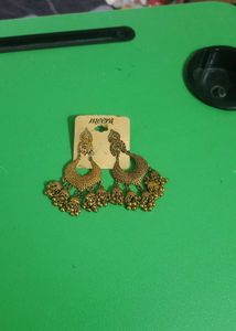 Golden Chandwali Earring