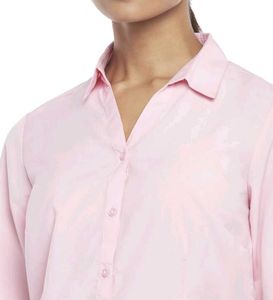 Women regular fit solid spread collar casual shirt
