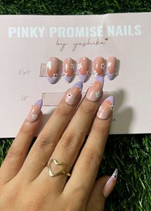 Floral Press-On Nails