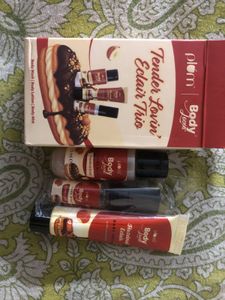 Plum Body Lovin' Eclair Trio