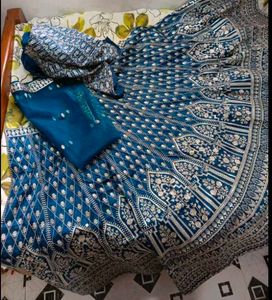 Awesome wedding lehenga 😍😍