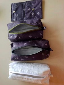 Pouch Set