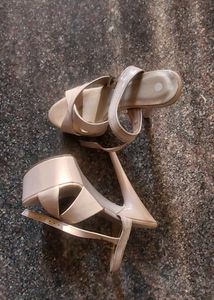 Model Heels