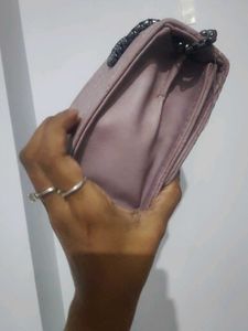 NEW IMPORTED PREMIUM QUALITY SLING BAG