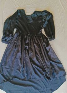 Elegant black Dress