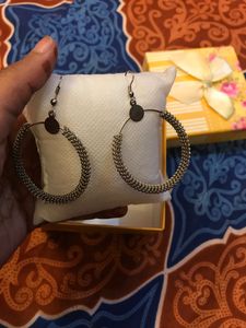 Earring