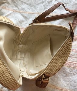 Round Straw Crossbody Bag